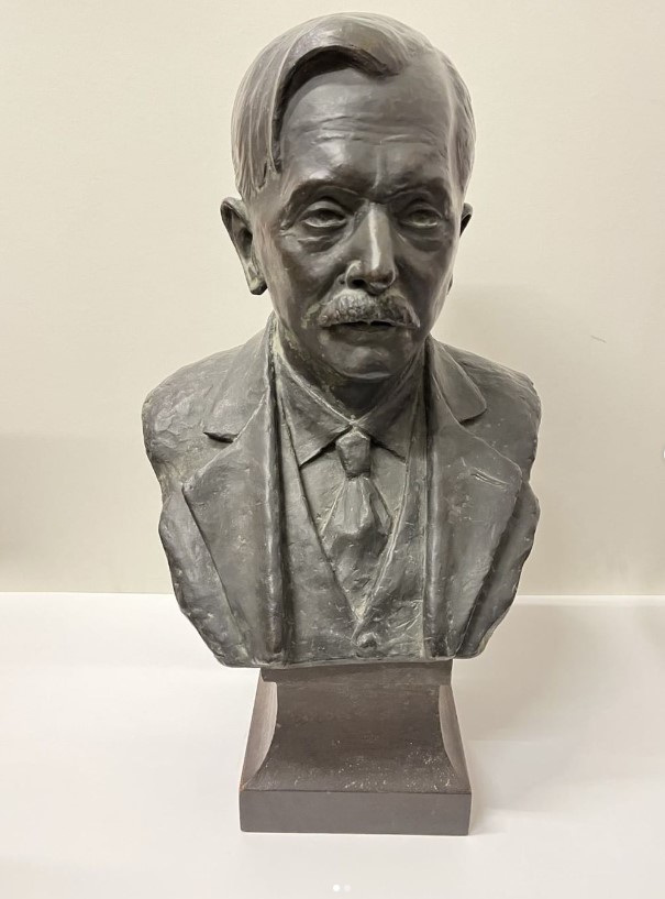 Bust of George Chester Earle